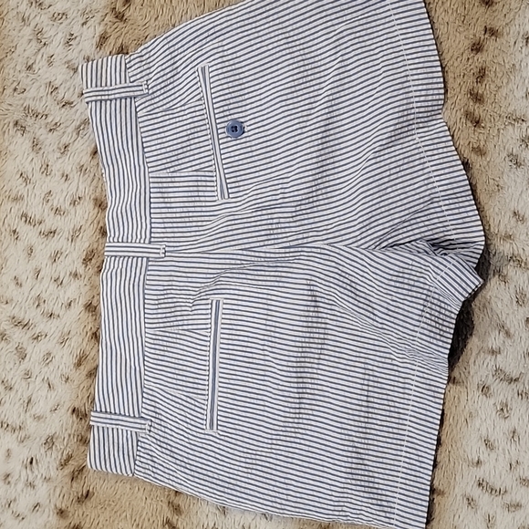 DKNY Chambray Striped Shorts NWOT - Picture 2 of 2